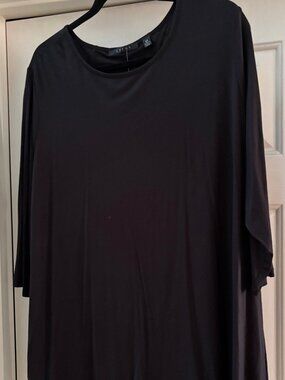 New 2x Top by Cyrus